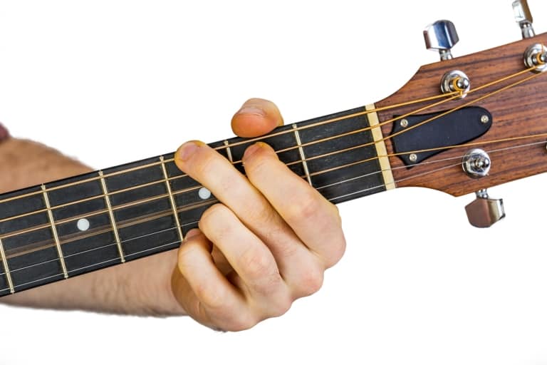 Gitarrengriffe 12 Akkorde + einfache Lieder »