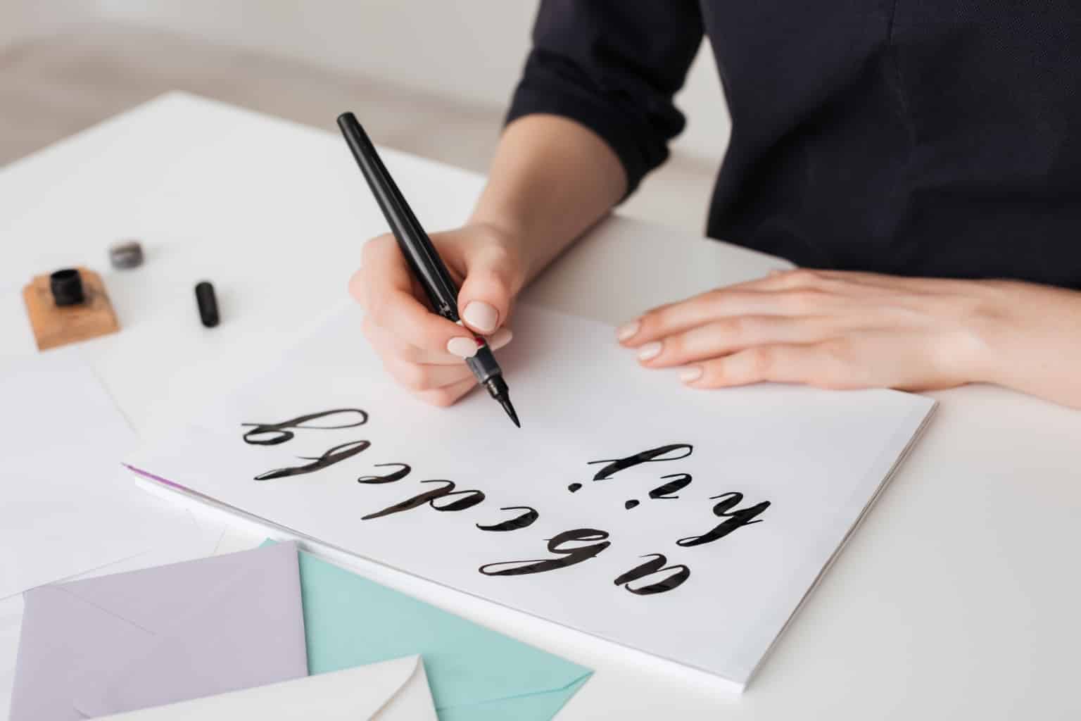 kalligraphie lernen Kalligraphie schrift bastarda alphabete llana schriftarten kalligrafie schriften buchstaben moderne kallipos kaligraphie lettering minuskel altdeutsche alfabet schriftart unziale verschiedene handwriting