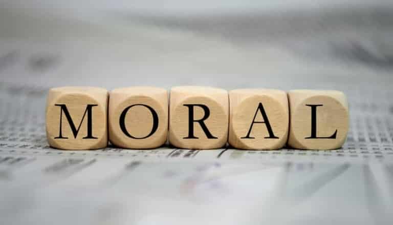 Moral: Definition, Unterschied zur Ethik   Beispiele » lernen.net