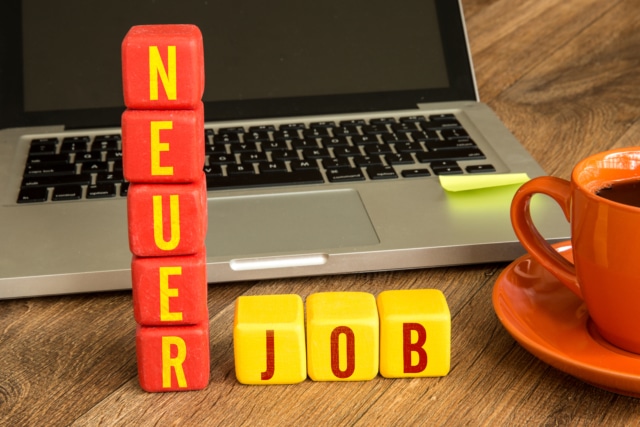 63 Sprüche für den neuen Job & 5 Tipps zum Verschicken