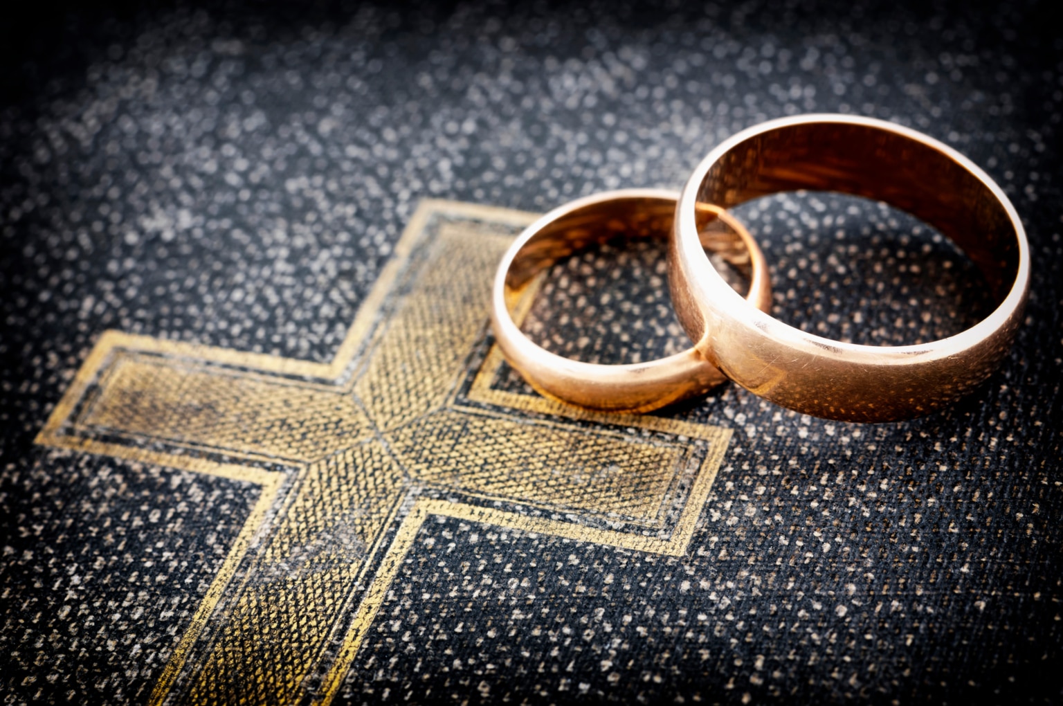 105 Sprüche zur Hochzeit & 6 Tipps für die Hochzeitskarte »